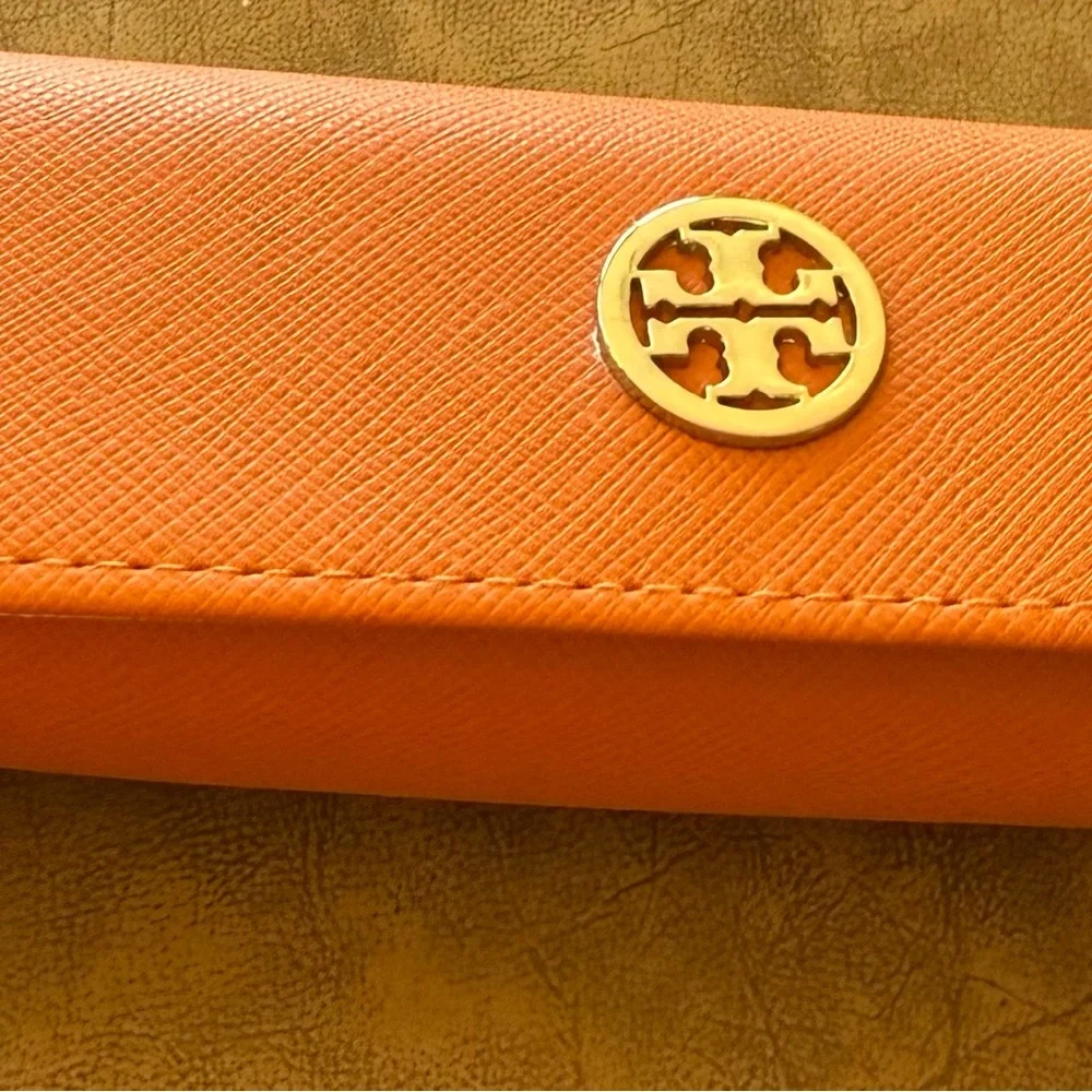 Tory Burch Eyeglasses with Signature hard Case
